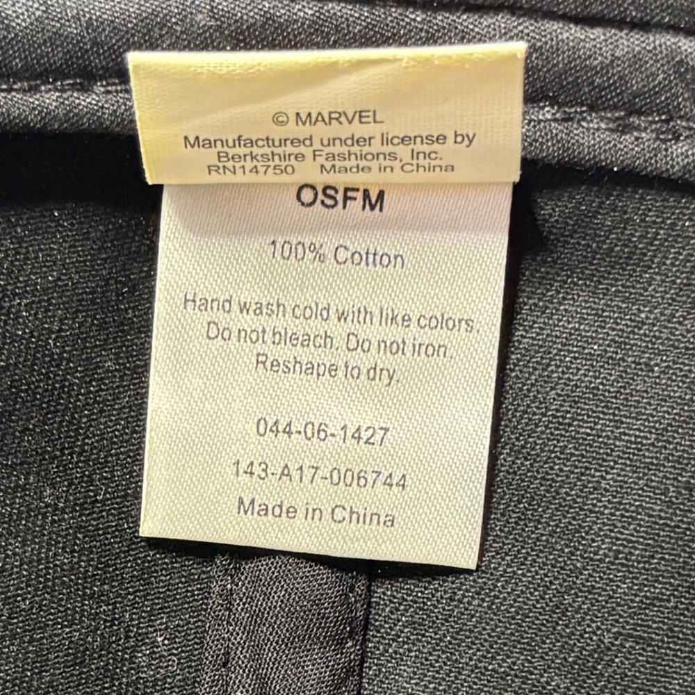 Marvels Deadpool Snapback Baseball Hat - image 5